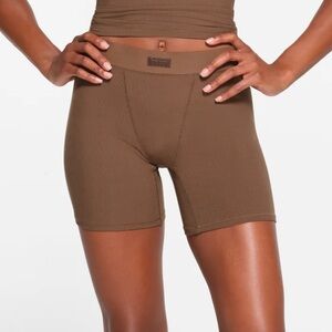 SKIMS Boyfriend Stretch Modal and Cotton-Blend
Jersey Boxer Short NWT